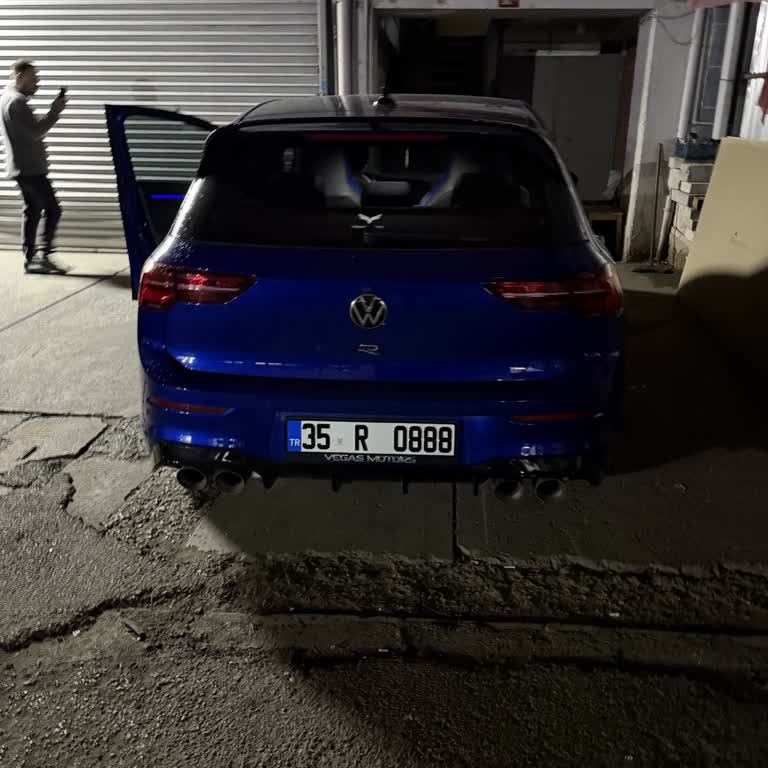 Volkswagen Avek İzmir Servisinde Geri Görüş Kamerası Parça Eksikliği Ve Çözüm Yokluğu