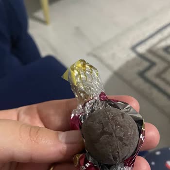 Bayat Lavi Çikolatası Ve Tutulmayan Telafi Sözleri Güvenimizi Sarsıyor