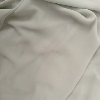 Moda Ahsen’den Defolu Ve Lekeli Elbise İçin 300 TL Kargo Kesintisi İptali