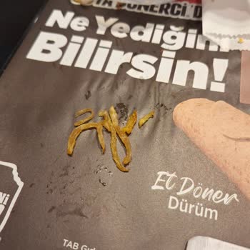 Hilltown AVM Usta Döner'de Bayat Patates Ve Soğuk Dürüm İçin 650 TL İade Talebi