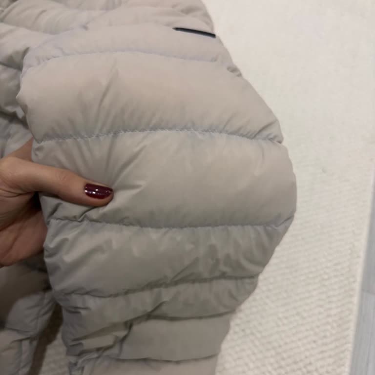 Dry Center’da Kaz Tüyü Montumda Mavi İz Ve Yanık Sorunu, Uzun Teslimatsızlık Ve Tazminat Talebi