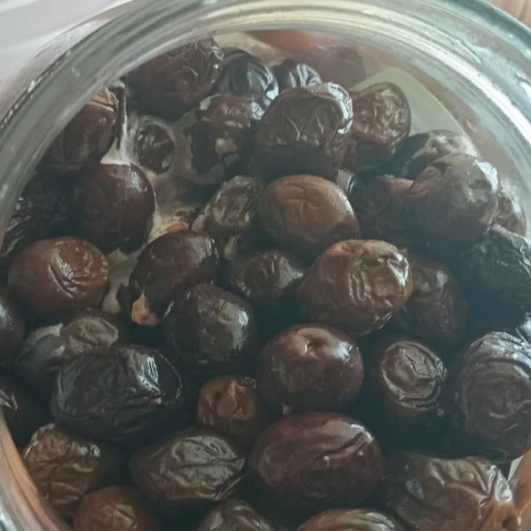 A101 Şubesinde Süresi Geçmemiş Zeytin Küflü Çıktı, İade Talebi