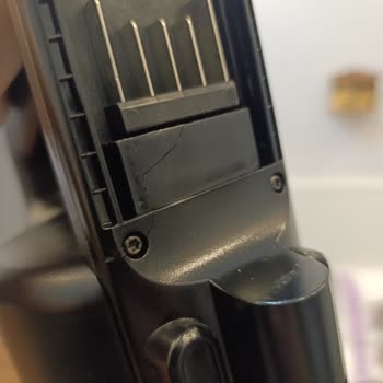 Philips Şarj Portundaki Temassızlık Nedeniyle Süpürge Sürekli Kapanıyor