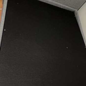 İşbir Yatak Mağazasının Cevapsız Servis Ve Garanti Kapsamındaki Baza Arızası