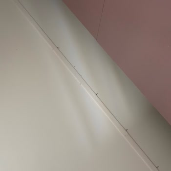 Çilek Mobilya Bebek Karyolasındaki Çivilerin Dışarıda Olması ve Çözüm Sağlanmaması