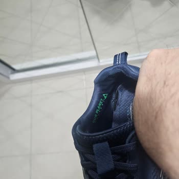 Skechers Ayakkabısının İç Astarındaki Erken Yırtılma Ve İade Talebi