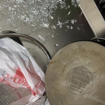 Karaca Bio Granit Tencere Kapağı Patladı Ve Güvenlik Riski Yaratıyor