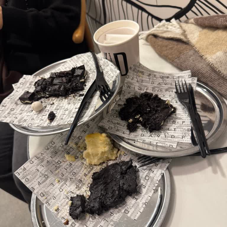 David People Cafe’den Lezzetsiz Brownie Ve İade Talebi
