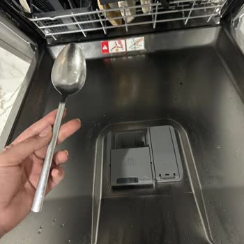 Arçelik HomeWhiz 6467wf Bulaşık Makinesinin Sürekli Durması Ve Yetersiz Temizlemesi