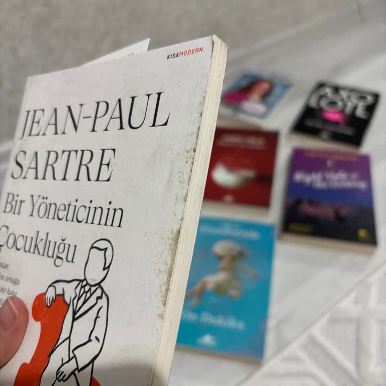 Kitap Kapağındaki Lekeler Ve Yıpranmış Sayfalar Nedeniyle Değişim Talebi