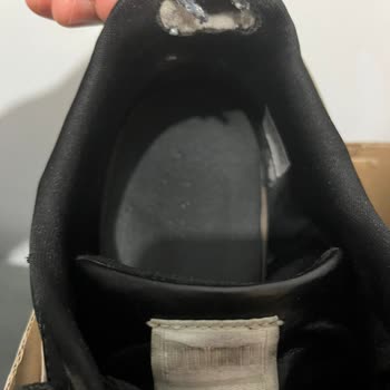 Puma Roma Ayakkabının İç Astarı Koptu, Dış Yüzeyi Patladı Ve Değişim Talebi Reddedildi