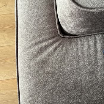 İstikbal Talia Koltuk Takımında Kumaş Kırışıklığı Ve Yetersiz Servis