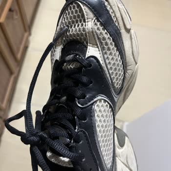 Lacoste Ayakkabım Kısa Sürede Aşırı Deforme Oldu