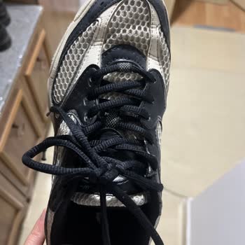 Lacoste Ayakkabım Kısa Sürede Aşırı Deforme Oldu