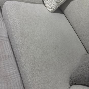 Kilim Mobilya'dan Aldığım Koltukların Kumaşı Aniden Mavileşti, Çözüm Sunulmadı