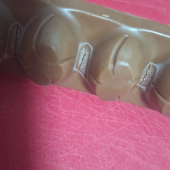 Ülker Fındık Rüyası Çikolatasında Küf Şüphesi Çocuk Sağlığını Tehdit Ediyor