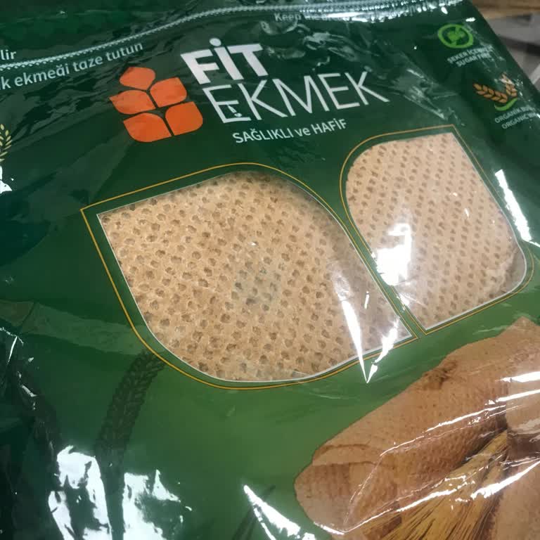 Fit Ekmeklerin Hızlı Bozulması Ve Raflarda Küflenmiş Satışı