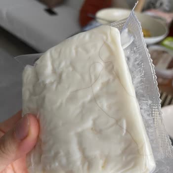 Harras Üç Lezzet Peynirinde Kıl Bulunması Sağlık Ve Güven Sorunu