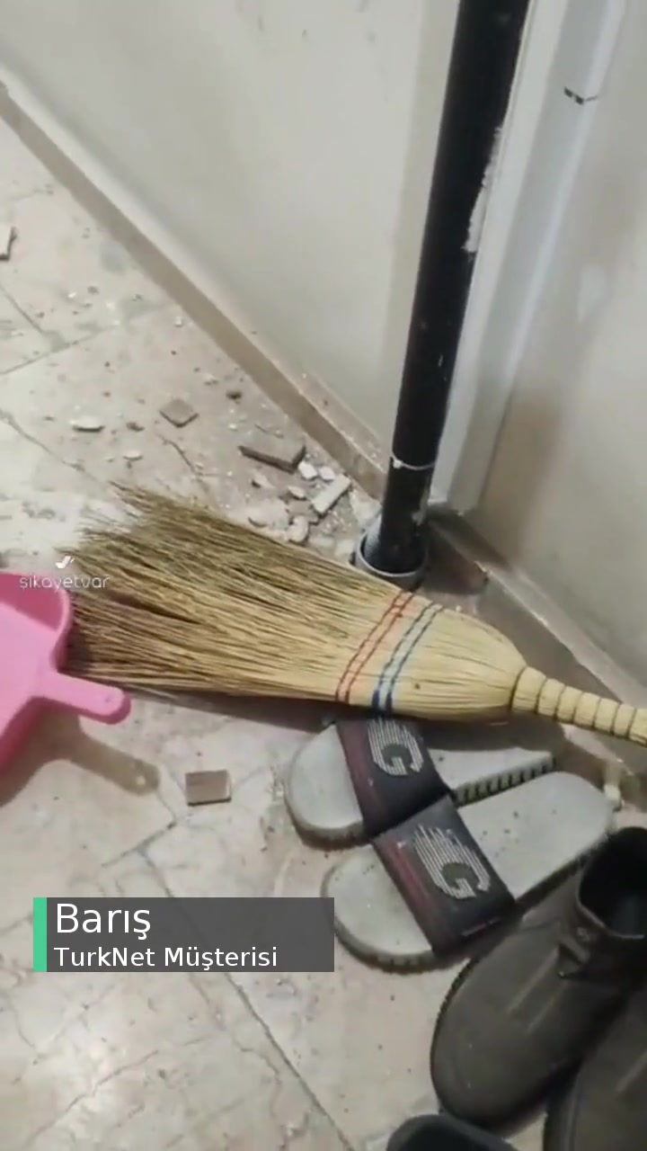 TurkNet Ekibi Kapı Önünü Kirletti Ve Şikayetimizi Kabul Etmedi! videonun kapak resmi