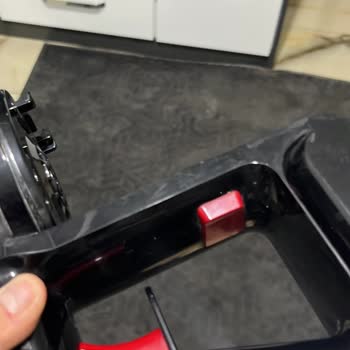 Garanti Kapsamındaki Düğme Parçası İçin Ücret Talebi Haksız