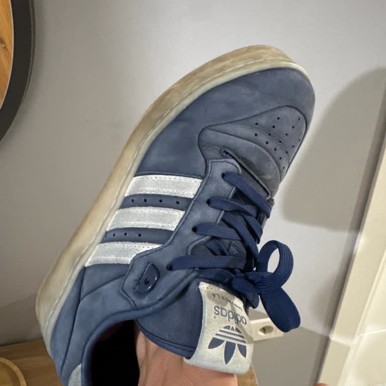 Sneaks Up Ayakkabının Renk Solması Ve Boya Sızıntısı Nedeniyle Değişim Talebi!