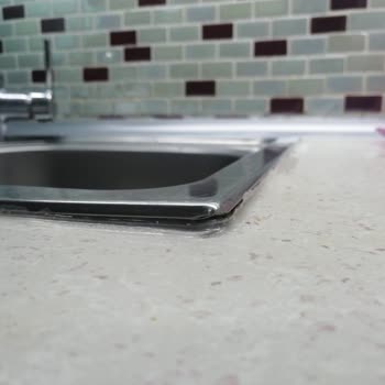 Silikon Açıldı, Çözüm Gelmiyor