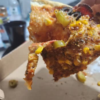 Teslimat Gecikmesi Ve Soğuk Islak Pizza İçin İade Reddi