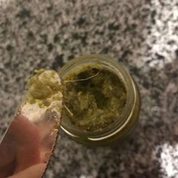 Pastavilla Pesto Sosunda Küf Benzeri İplikler Görüldü!