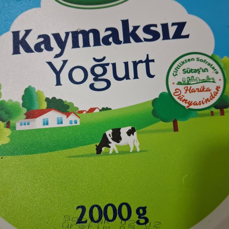 Sütaş Yoğurdunda Süt Çıktı: Son Kullanma Tarihi Geçmemiş Olmasına Rağmen Güven Zedelenmesi
