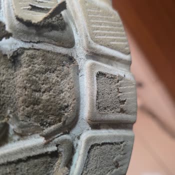 Skechers Ayakkabı Tabanı 6 Ayda Aşırı Yıprandı Ve Garanti Reddi!