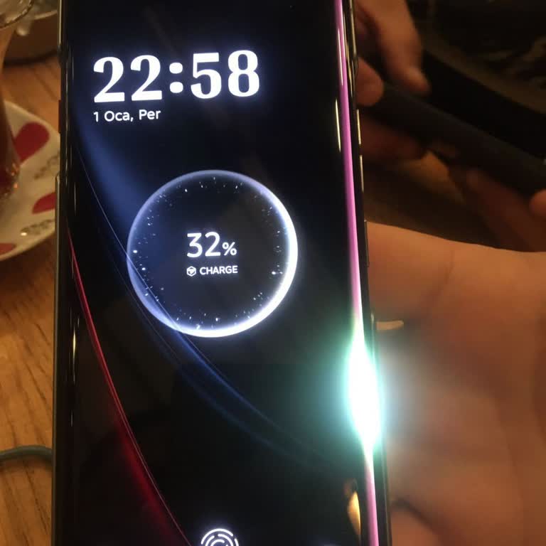 Ekran Lekesi Sorunu Garanti Kapsamında Olmasına Rağmen Kullanıcı Hatası İddiası