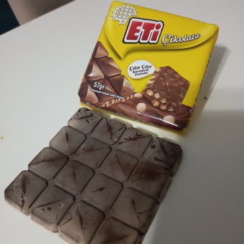 Eti Çıtır Çıtır Karamelli Patlat'ta Renk Bozulması Ve Sağlık Endişesi