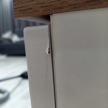 Geç Teslim, Hasarlı Ürün Ve Eksik Sandalyeler İçin Çözüm Talebi