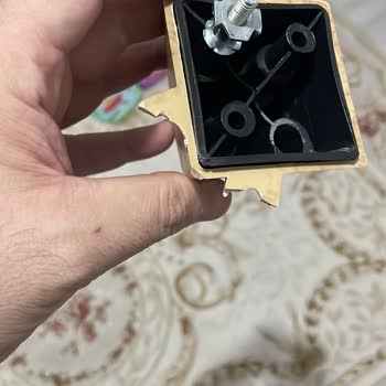 Mondi Home’da Kırılan Koltuk Ayağı İçin Ücretsiz Değişim Talebi