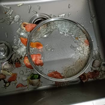 Karaca Tencere Setinde Cam Kapak Patlaması Ve Müşteri Hizmetleri İlgisizliği