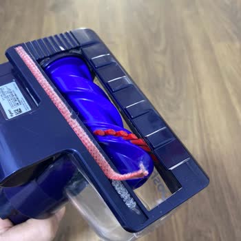 Dyson Gen5 Detect Batarya Ve Yatak Başlığındaki Soyulmaya Garanti Kapsamında Çözüm Talebi