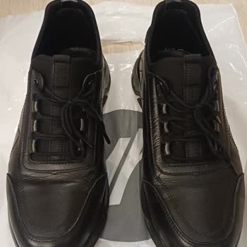 Ayakkabının Tabanı Su Aldı Ve 6 Aylık Süre Nedeniyle Değişim Reddedildi