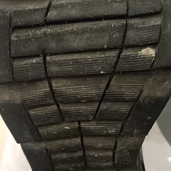 Ayakkabının Tabanı Su Aldı Ve 6 Aylık Süre Nedeniyle Değişim Reddedildi