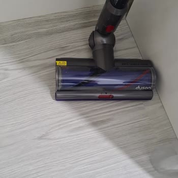 Dyson V15 Servis Sonrası Çalışmayan Süpürge: Değişim Talebi