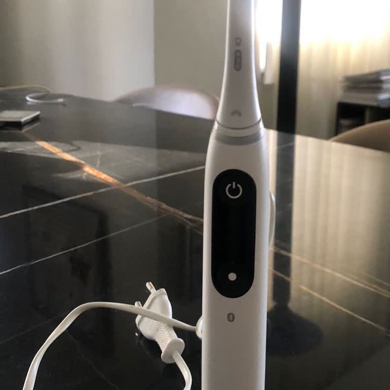 Oral - B Garanti Süresi Bitmeden Bozulan Diş Fırçası İçin Aşırı Gövde Değişimi Ücreti