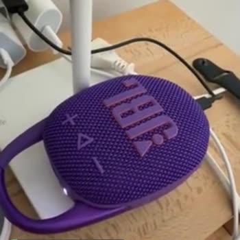 JBL Clip 5 Bağlantı Sorunu Ve Şarj Olamaması!