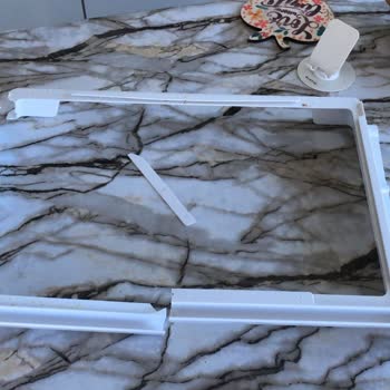 Garanti Kapsamındaki Buzdolabı Rafı Kırıldı, Güvenlik Tehlikesi Ve 3000 TL Ücret Talebi