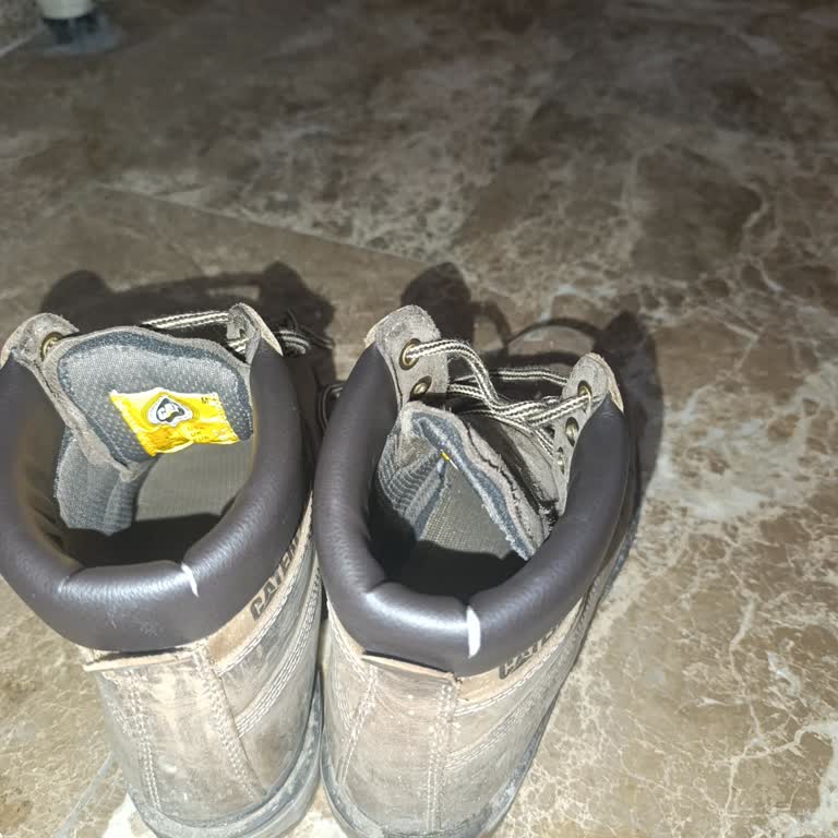 Derimod Botları İki Ayda Yırtıldı, Garanti Sınırlı Ve Müşteri Hizmeti Kaba