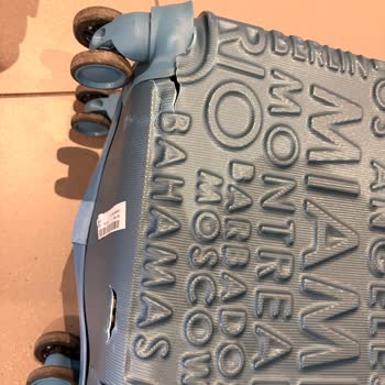 Kırılan Valiz İçin Geri Dönüş Ve Tazminat Talebi