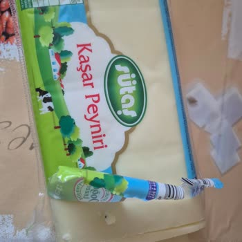 Kaşar Peynirinin İçindeki Yabancı Madde İçin İade Ve İnceleme Talebi