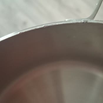 Ek