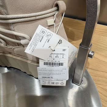 Oysho Mağazasında Stokta Olan Ürün Satışı Keyfi Reddedildi