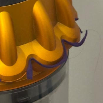 Dyson V15 Detect Silikon Kaplamasının Hızla Soyulması Ve Parça Değişim Talebi