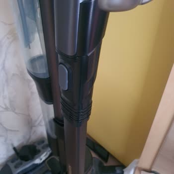 Philips 9000 Aqua Trio Dikey Süpürge Teleskobik Borusunun Plastik Parçası Çatladı