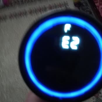 Kırmızı Işık Ve Sürekli Durma Sorunu Yaşadığım Dikey Süpürge İçin Garantili Tamir Talebi